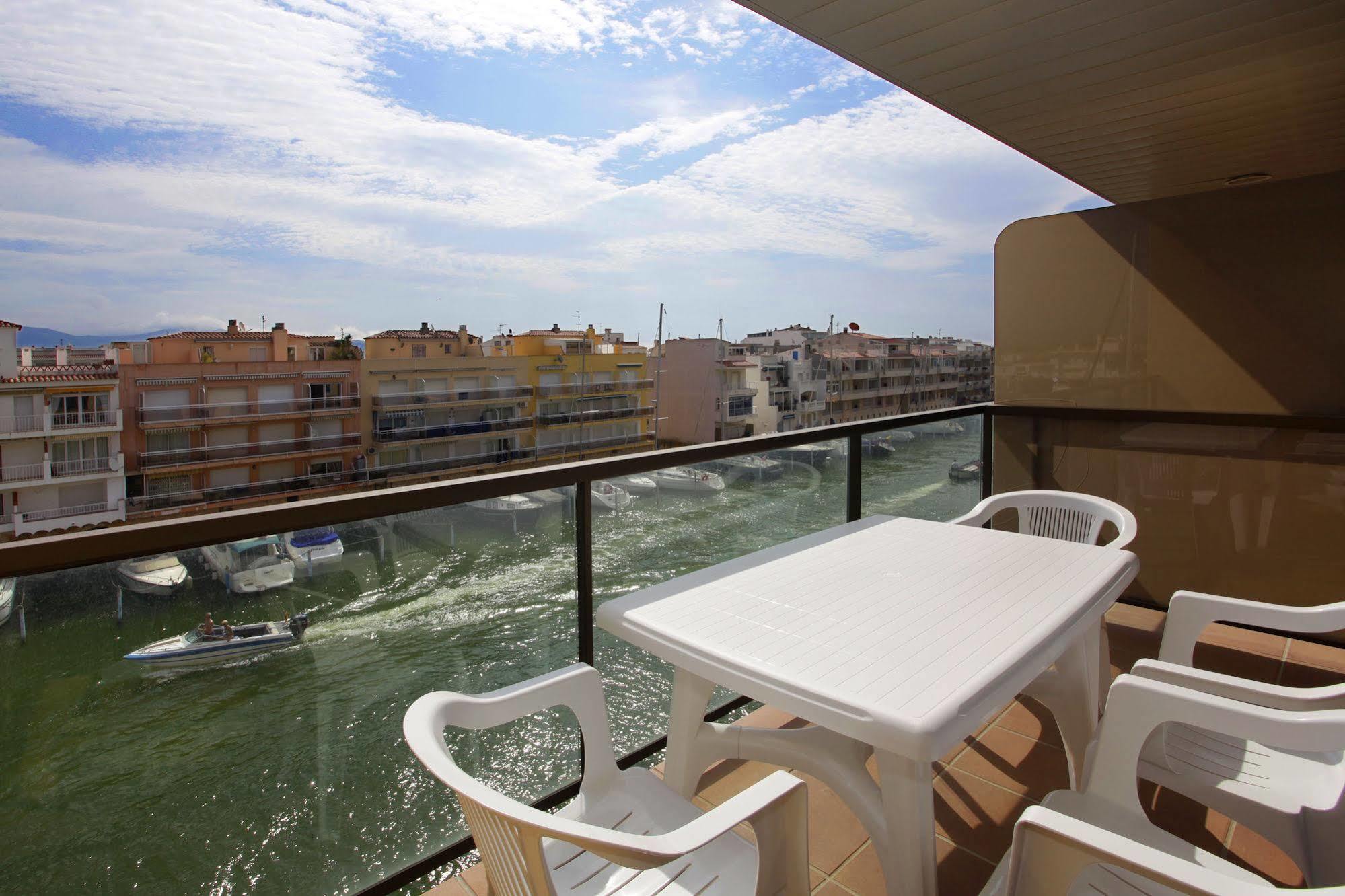 Pierre & Vacances Empuriabrava Extérieur photo