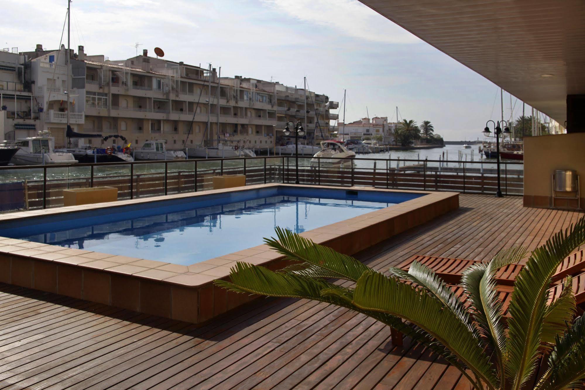 Pierre & Vacances Empuriabrava Extérieur photo